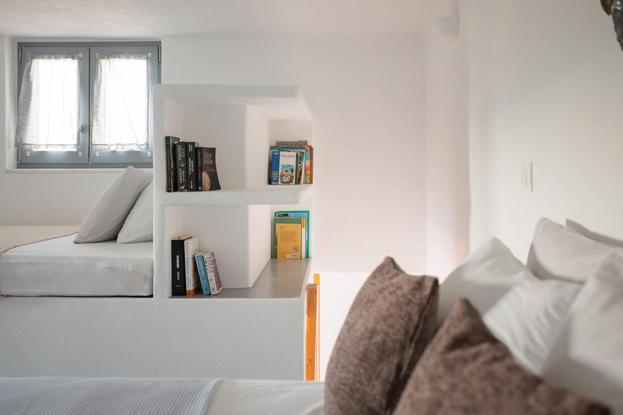 Single &amp; Double Bed